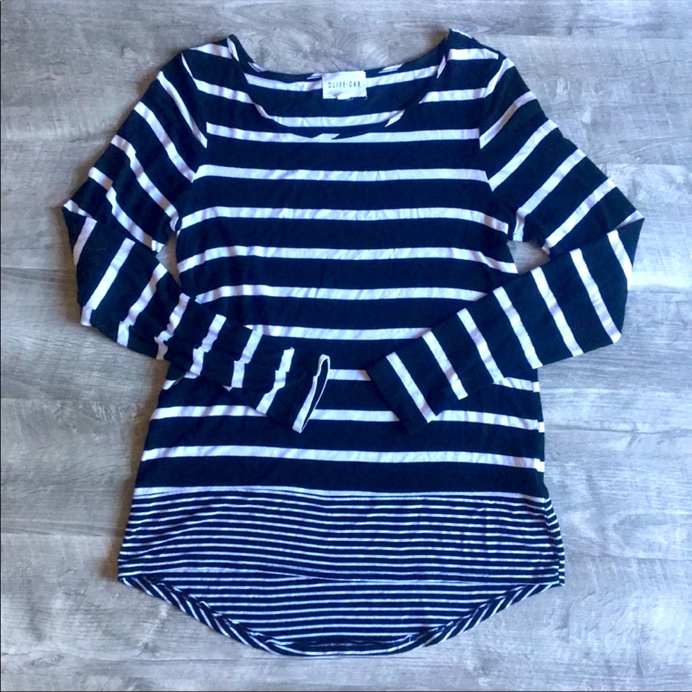 Olive & Oak long sleeve top - small